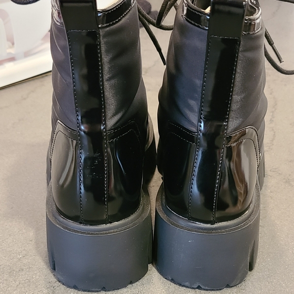 NINE WEST Women's Obri2 Black Patent Ankle Boot Size 11 - Picture 5 of 11